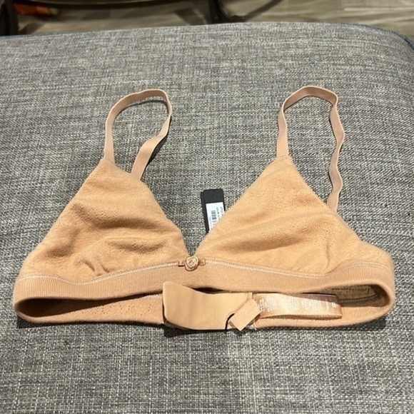 Skims Lace Pointed plunge bralette - Picture 2 of 5